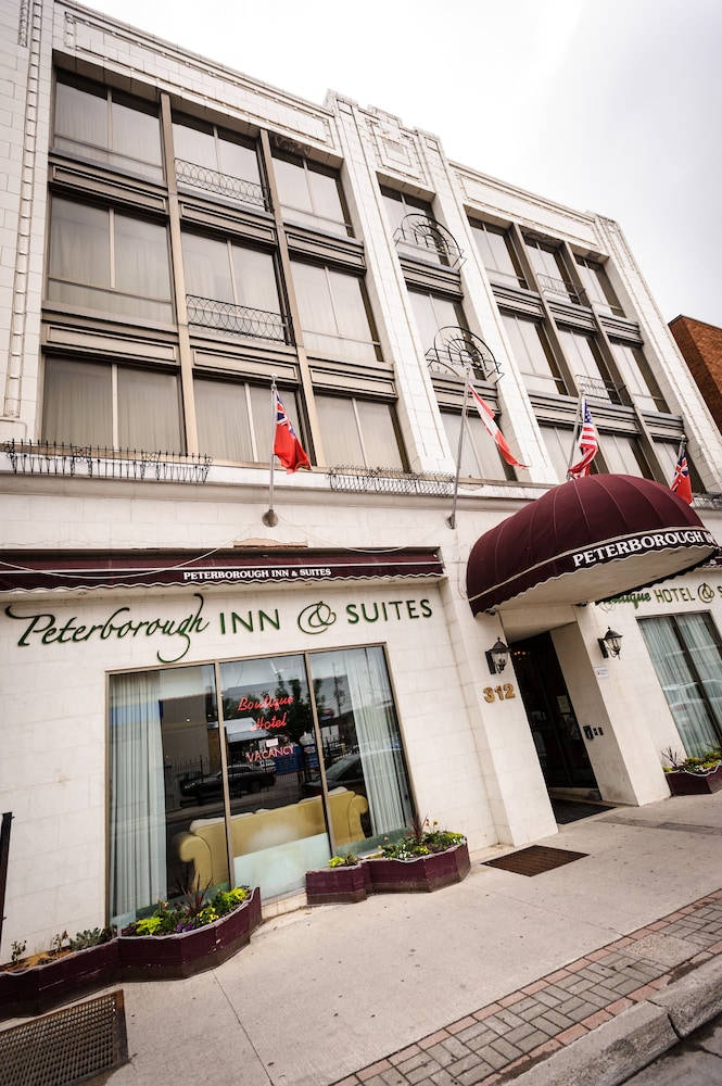 Peterborough Inn & Suites Hotel 3/64