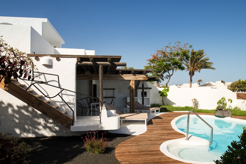 Villas Heredad Kamezi 4/74
