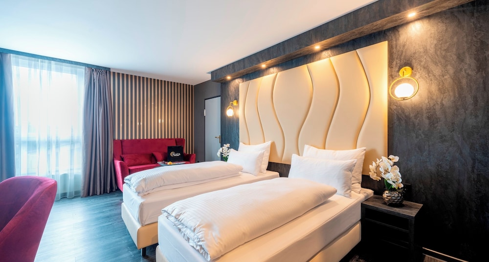 COMFORT, TWIN BEDS