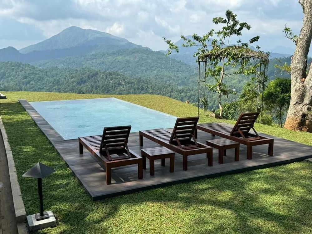 Ancoombra Tea Estate Bungalow 31/38