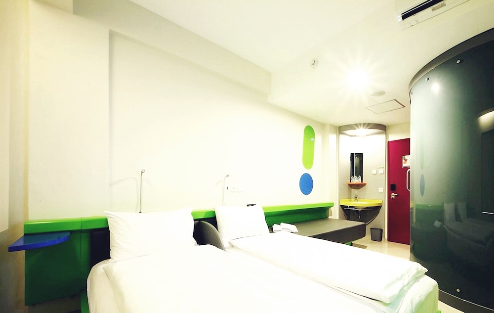 Treepark Hotel Jakarta Airport 8/30