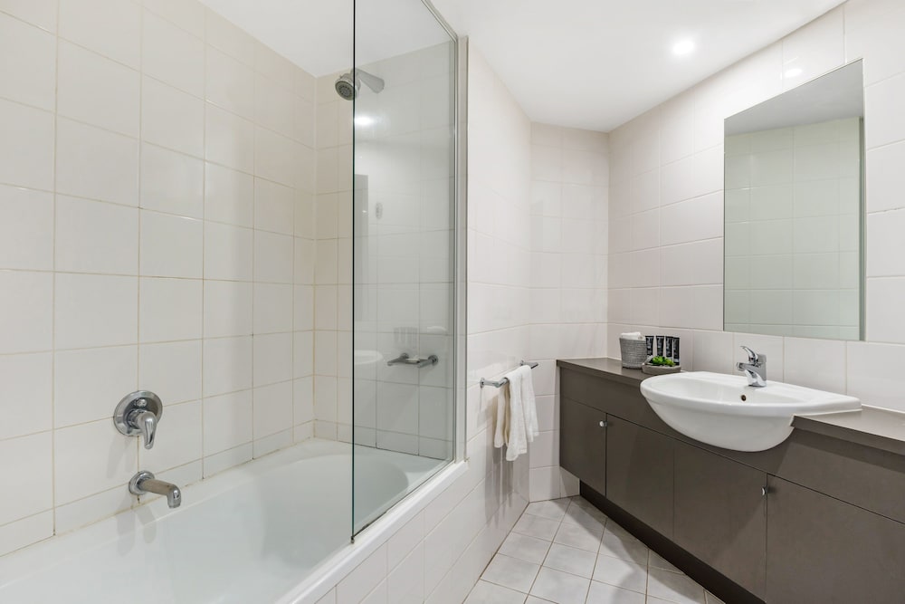 1 BEDROOM, PREMIUM, APARTMENT