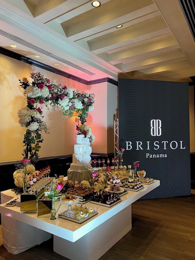 Bristol Panama, a Registry Collection Hotel 35/50