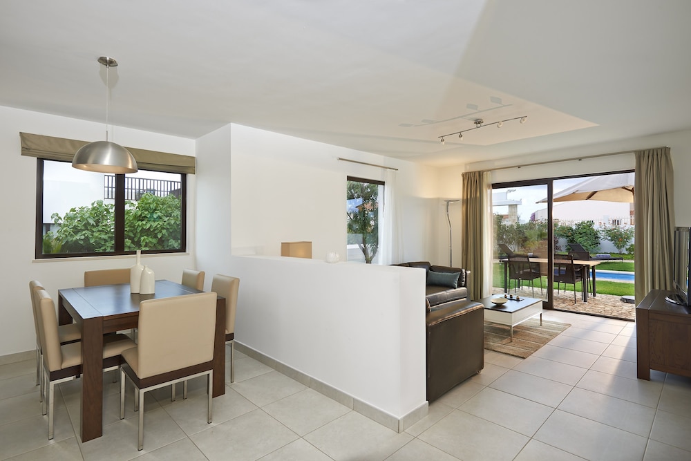 Melia Dunas Beach Resort And Spa 40/68