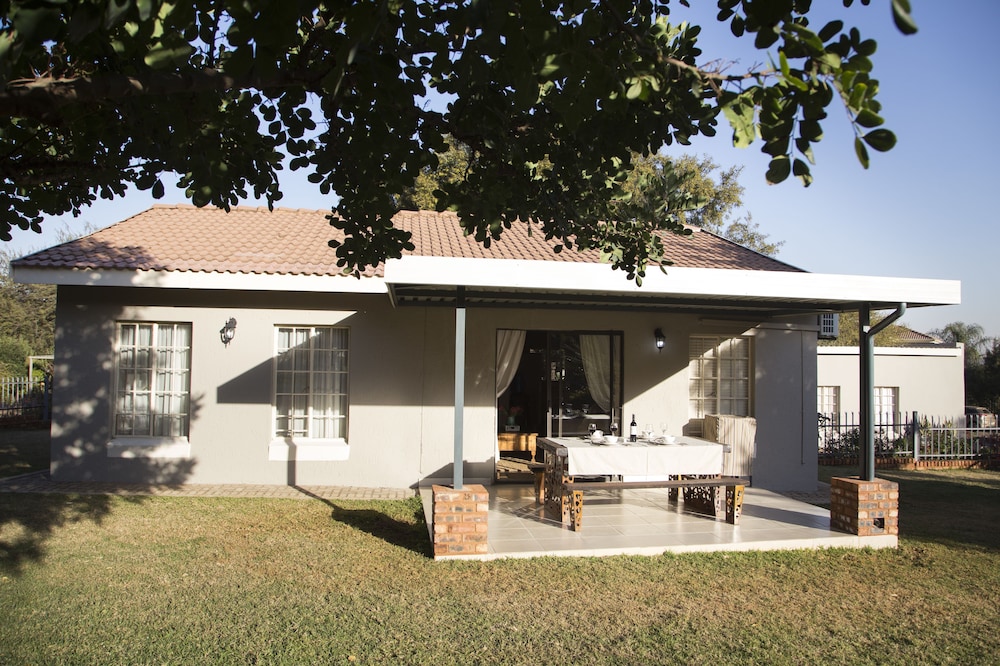 Nehema Manor 35/45