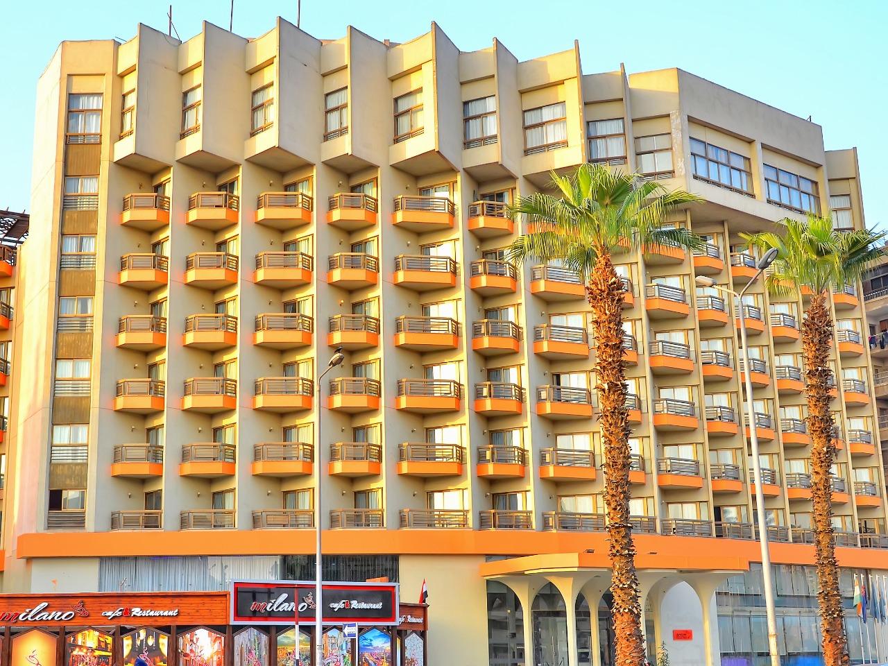 Aracan Pyramids Hotel in GIZA