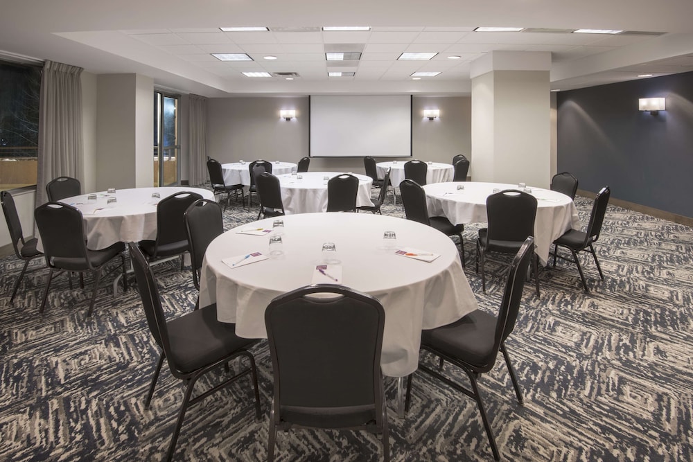 Hyatt Place Keystone 36/50