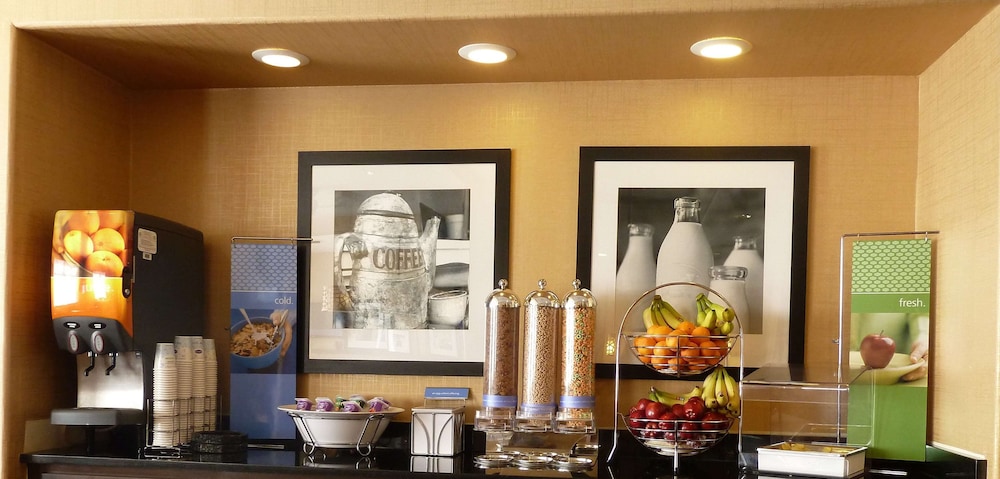 Hampton Inn Castle Rock 43/58