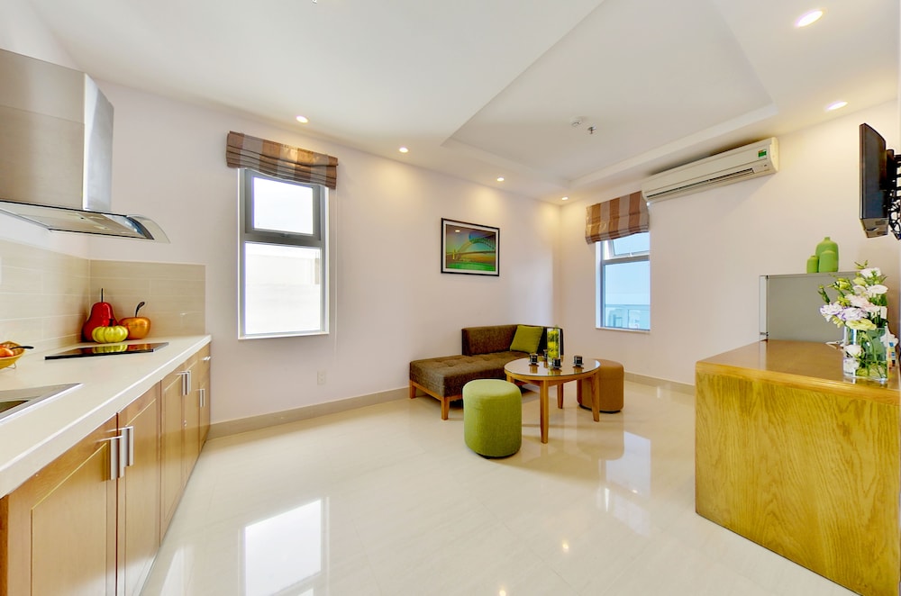 Richico Apartments And Hotel 56/82