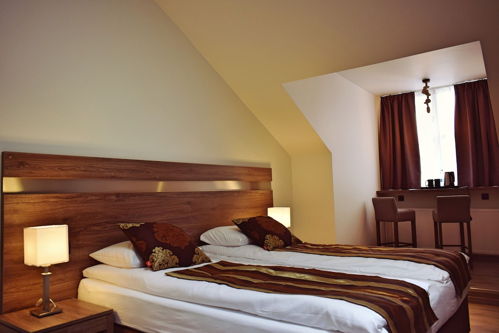 Hotel Duus 10/50