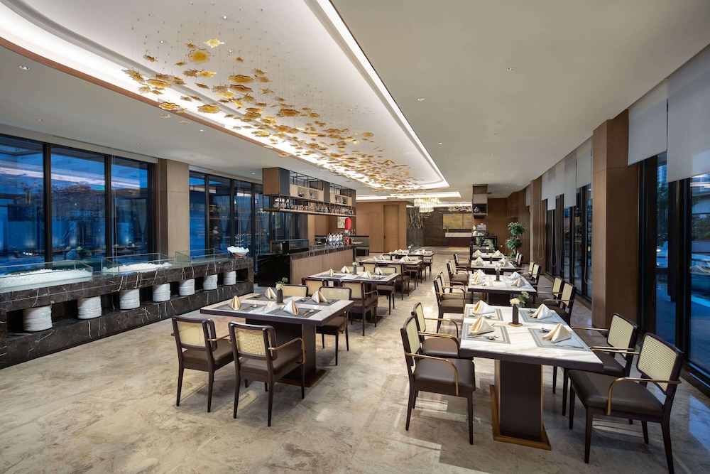 Ramada By Wyndham Luoyang Downtown 41/61