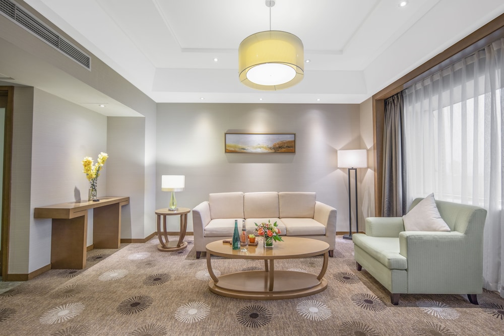 Ramada Plaza by Wyndham Pudong 33/46