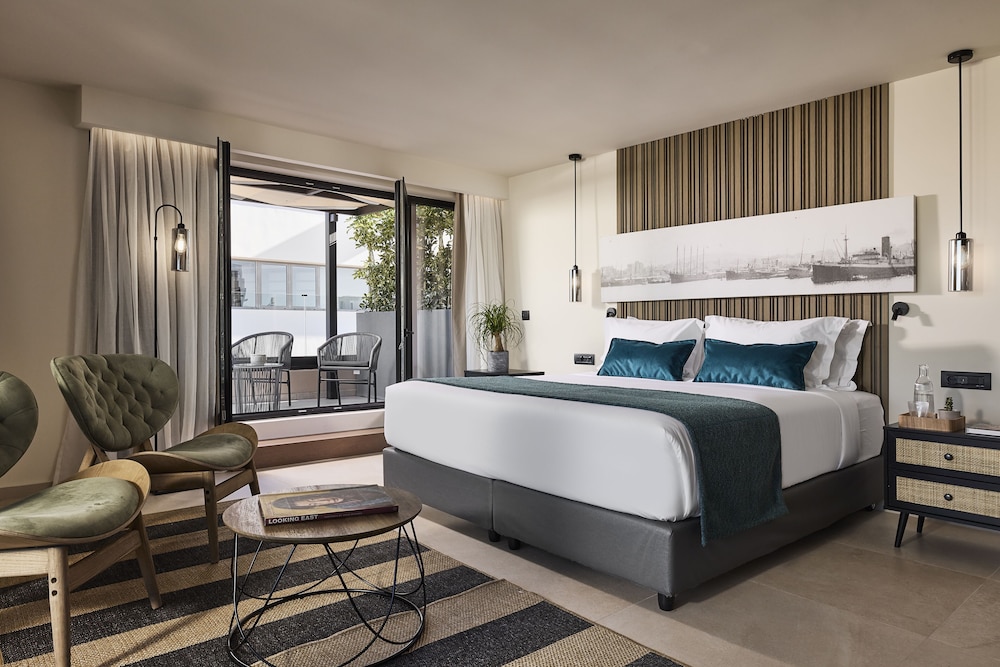 Athenarum Portus Life & Style Hotel Piraeus 11/58