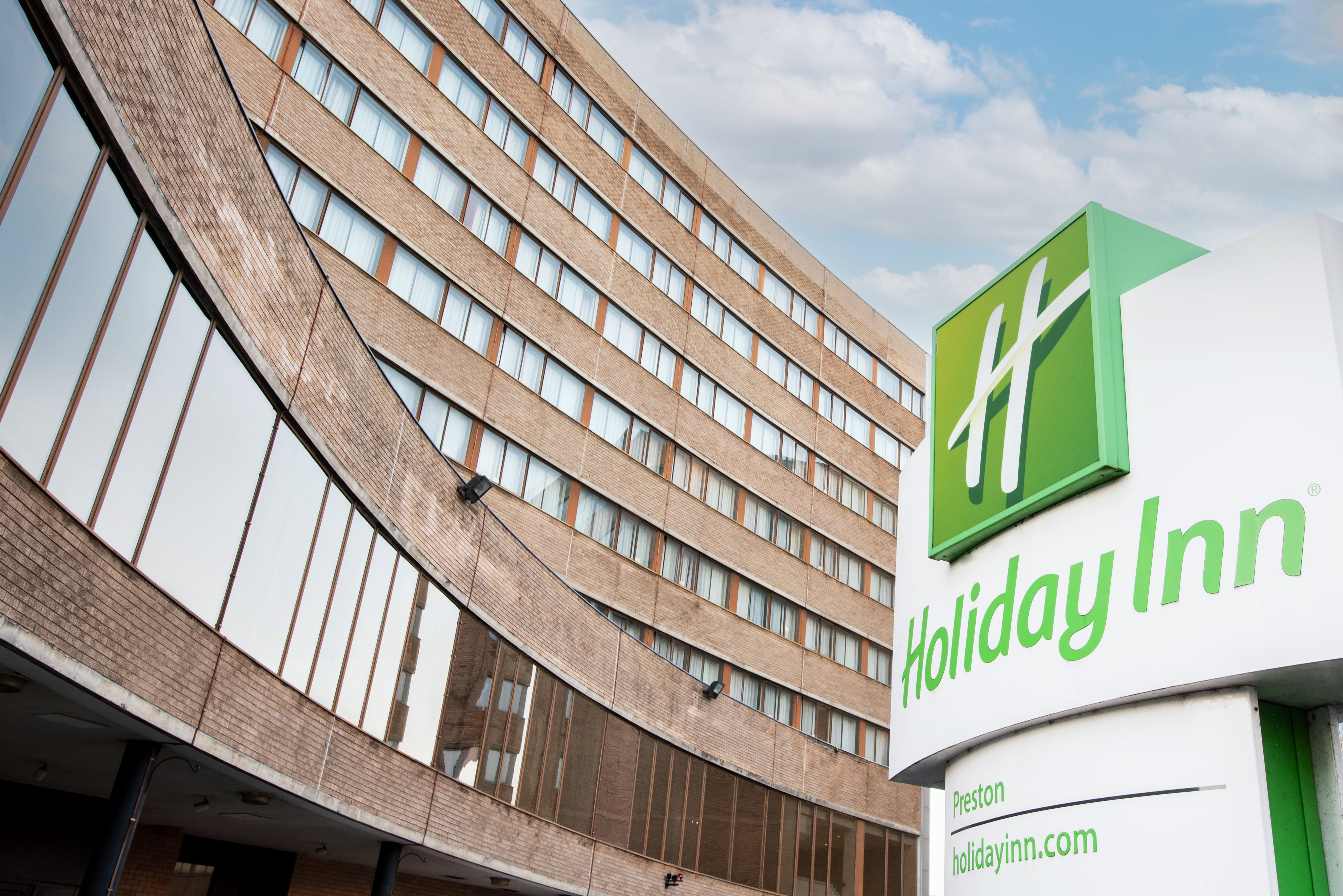 Holiday Inn Preston 6/72