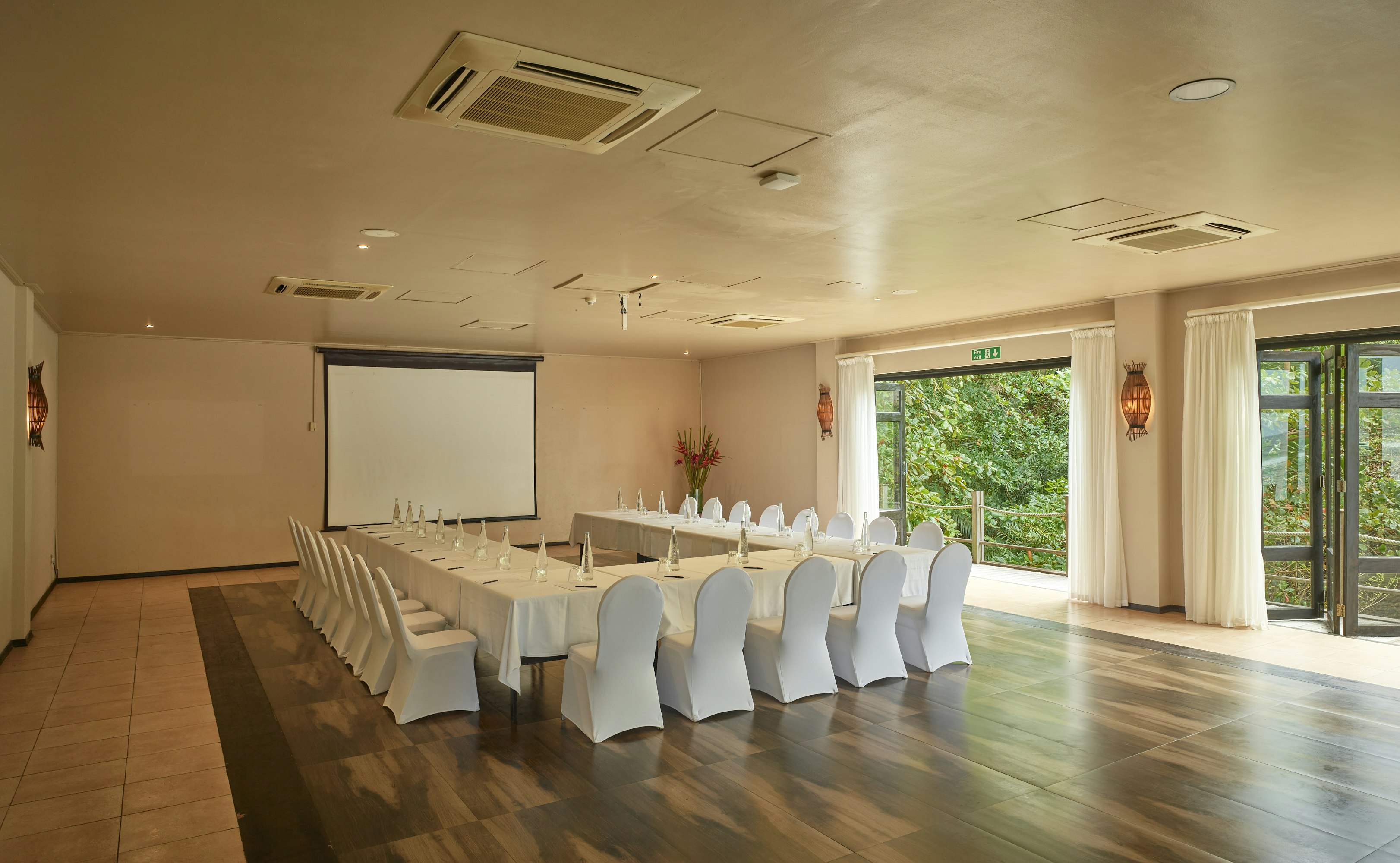 Doubletree By Hilton Seychelles Allamanda Resort And Spa 56/70