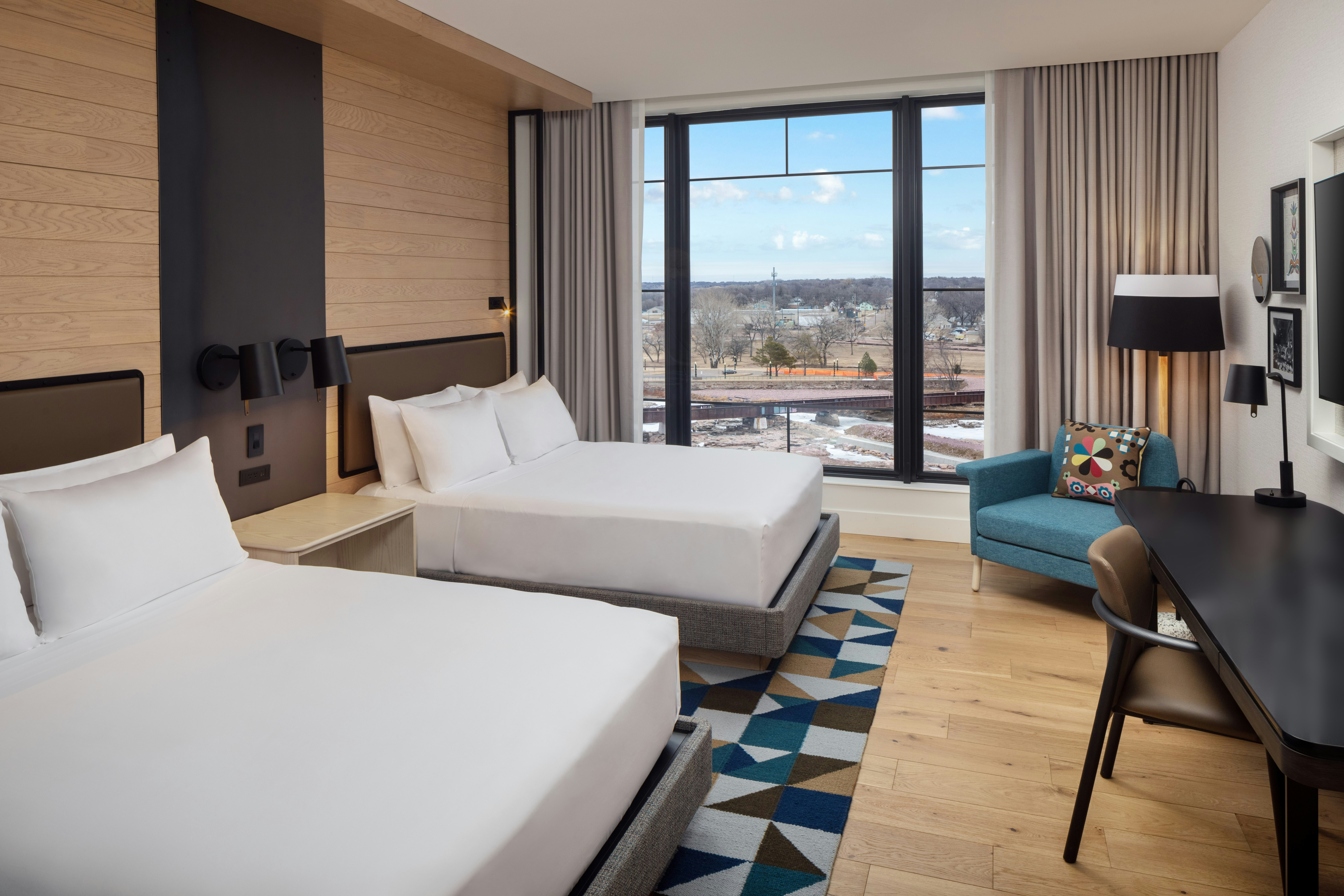 Room, 2 Queen Beds, Falls View, Accessible
