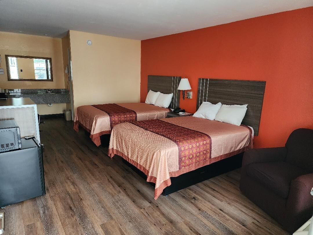 Standard, 2 Double Beds