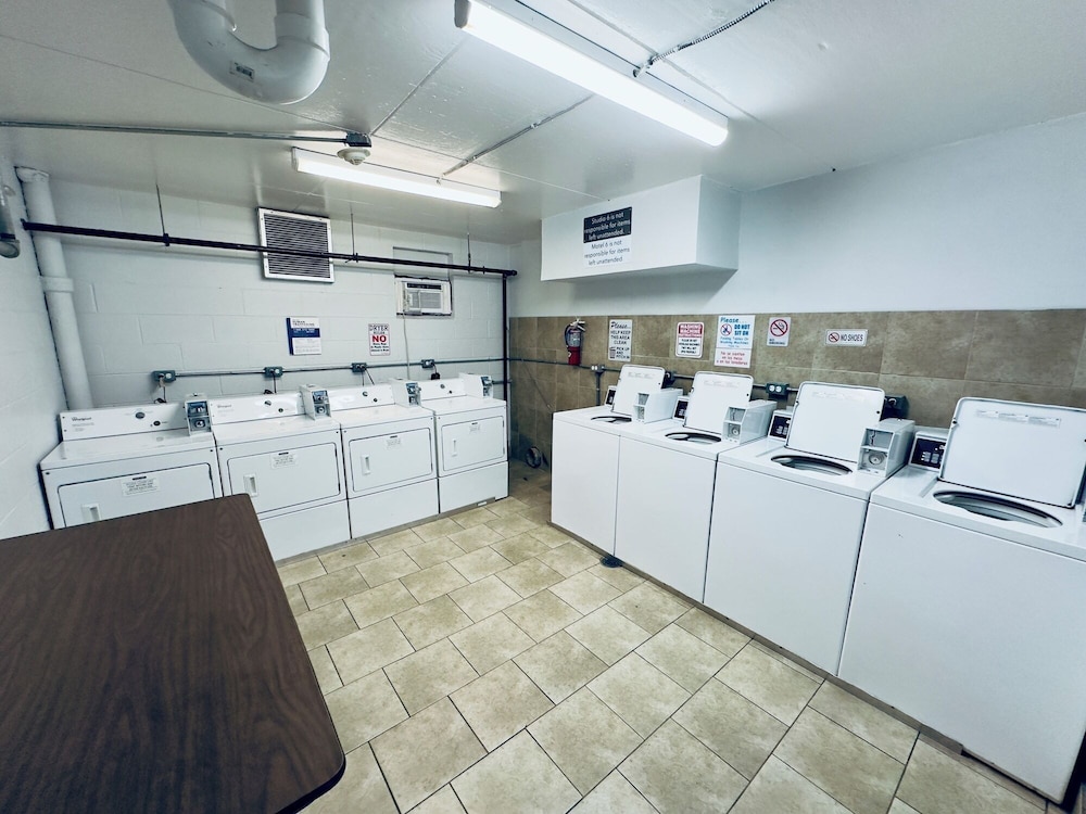 Motel6 Mesquite, TX – Town East 10/42