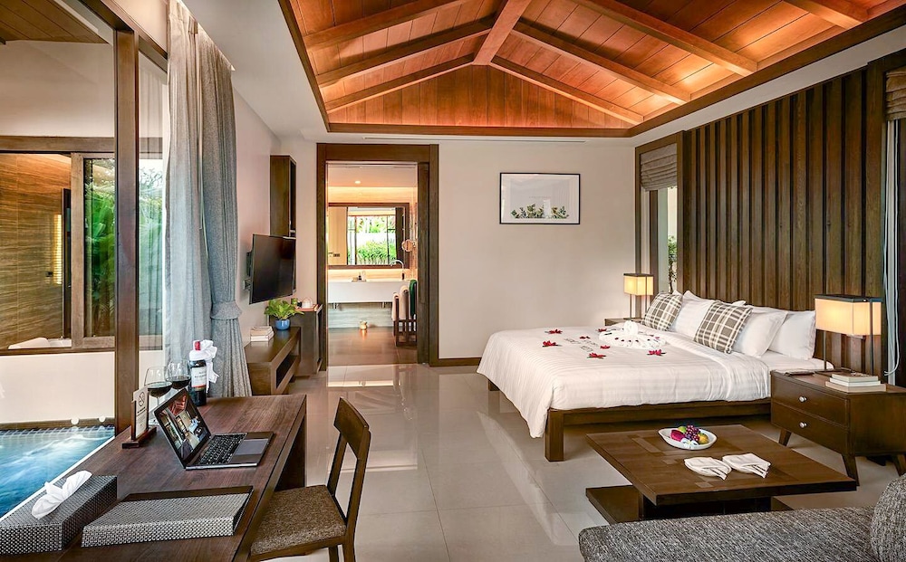 Khanom Beach Resort and Spa 41/68