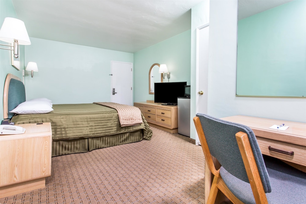 Sather Berkeley, SureStay Collection by Best Western 15/17