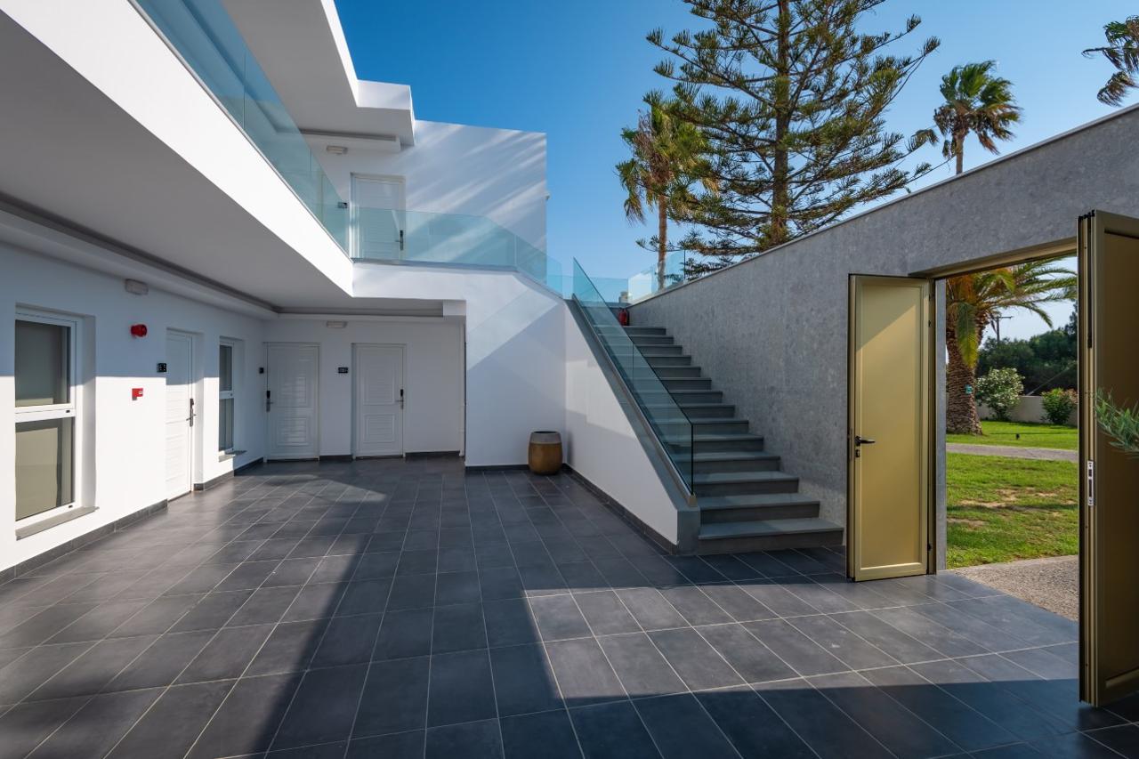 Diamond Boutique Hotel 46/53