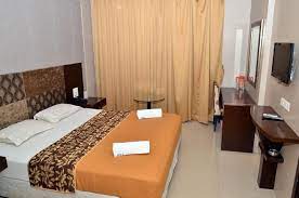 HOTEL BLUE LAGOON 11/12