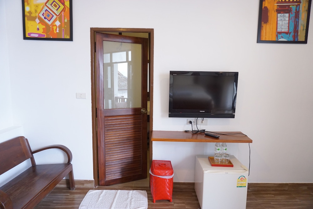 Sri Chiangkhan Hotel 36/44