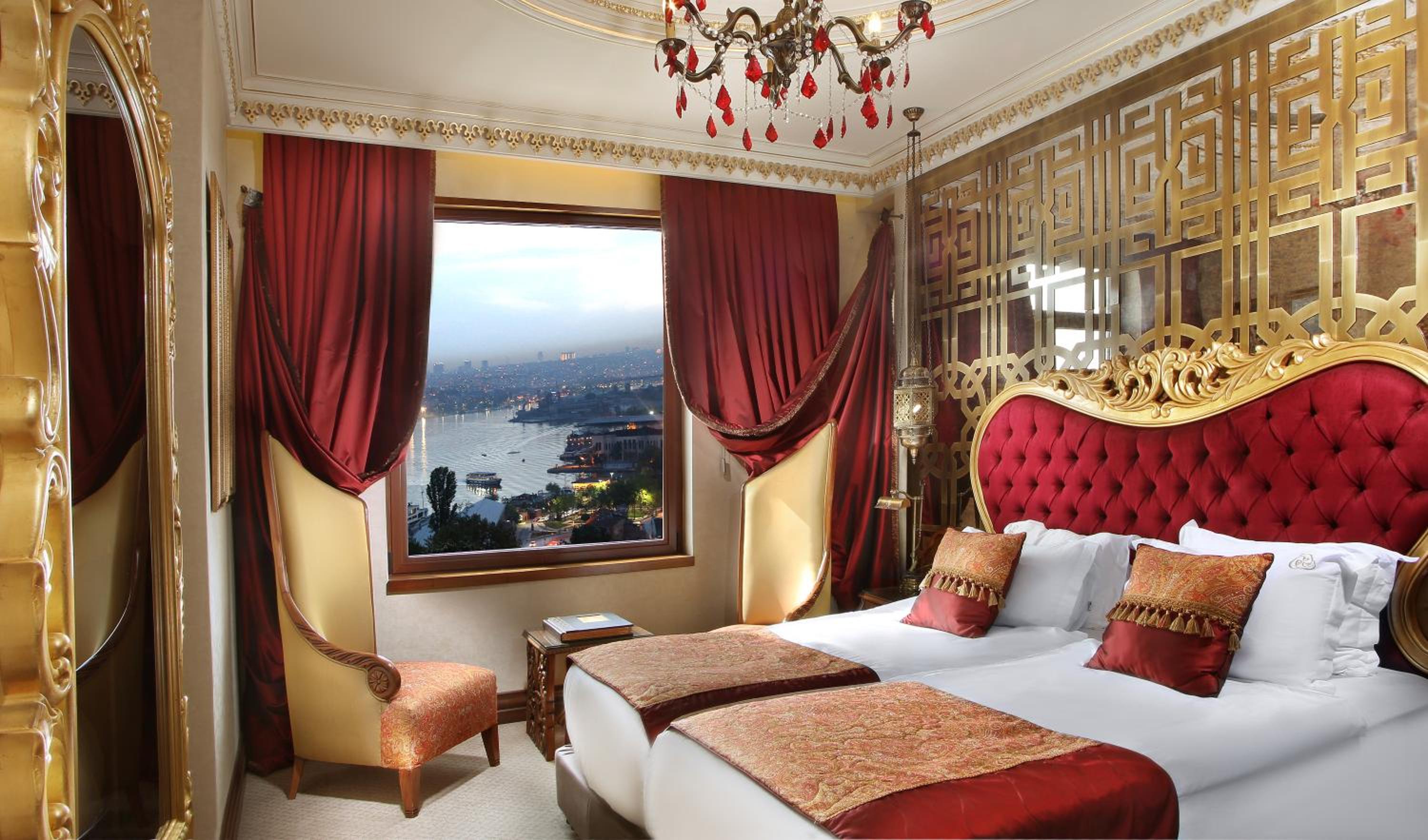 Deluxe, Double Bed, Golden Horn View