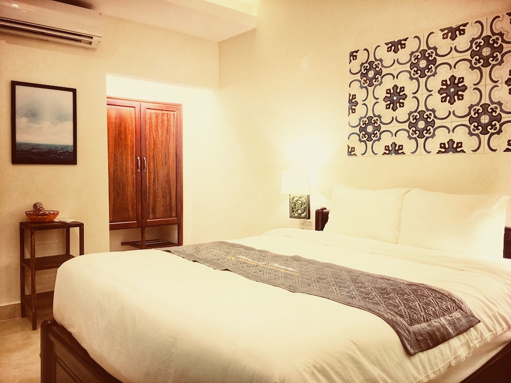 Riverside Hamlet Homestay & Villas 11/68