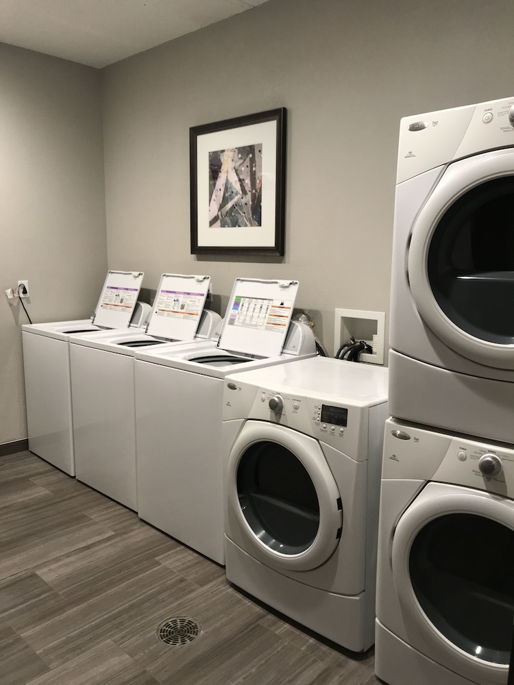 Staybridge Suites Columbia Hwy 63 I 70 26/50