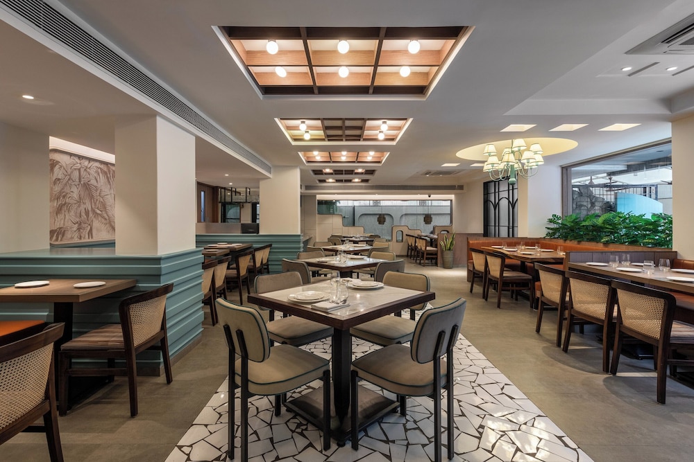 Hotel Suncity Residency 12/19