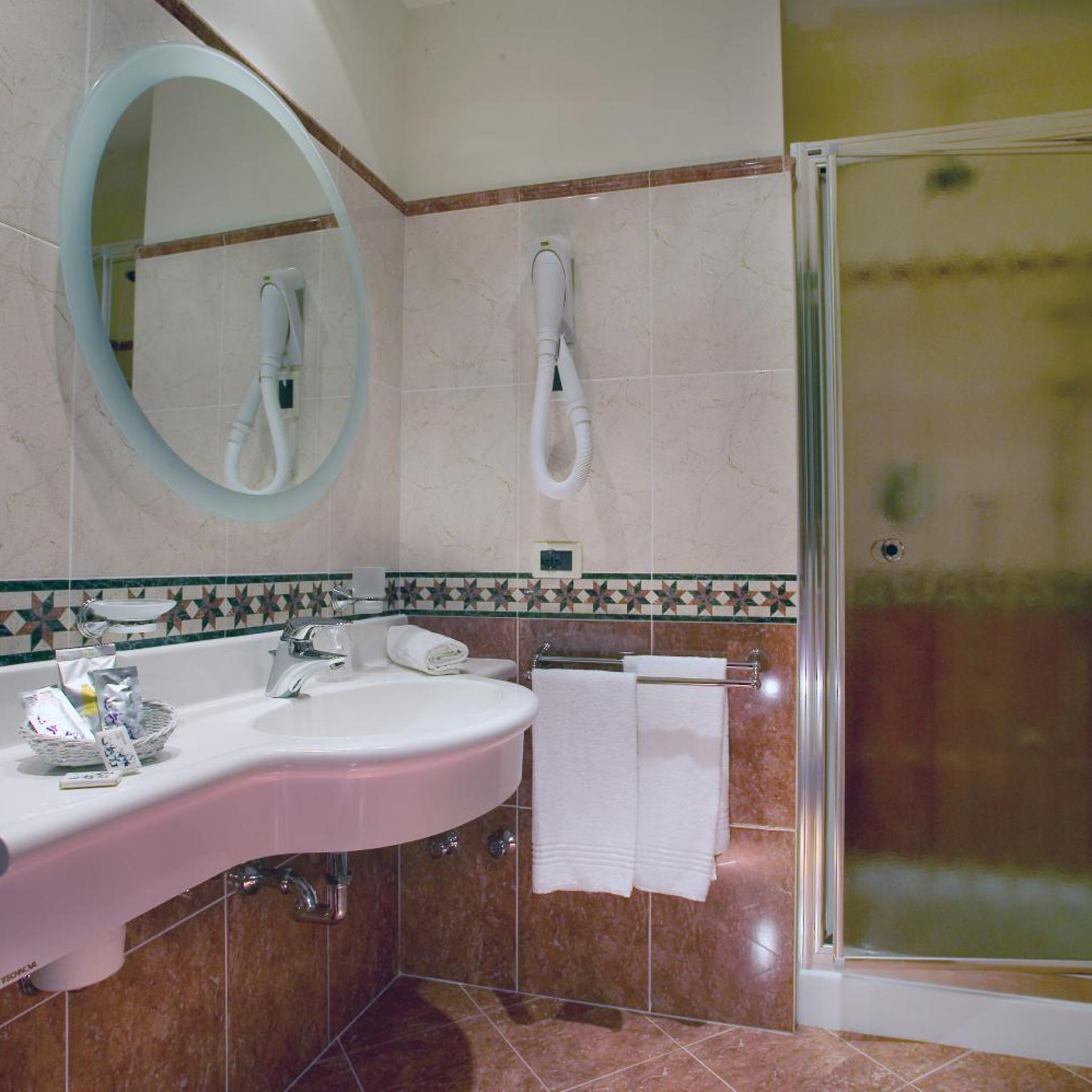 Superior, Double Bed, Hotel La Rondine 5/5