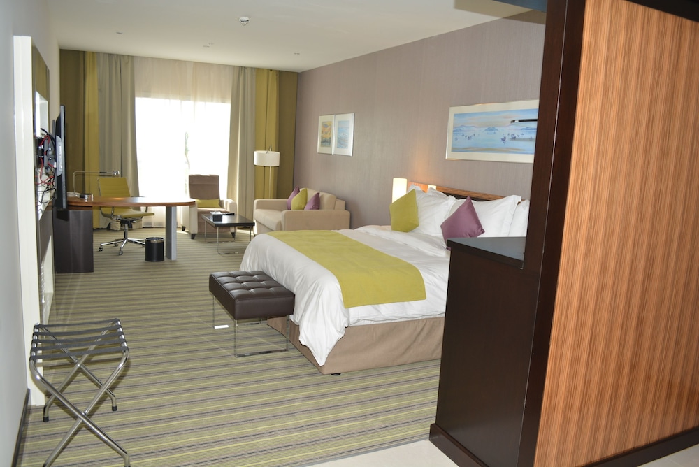 Radisson Blu Resort Jizan 30/70