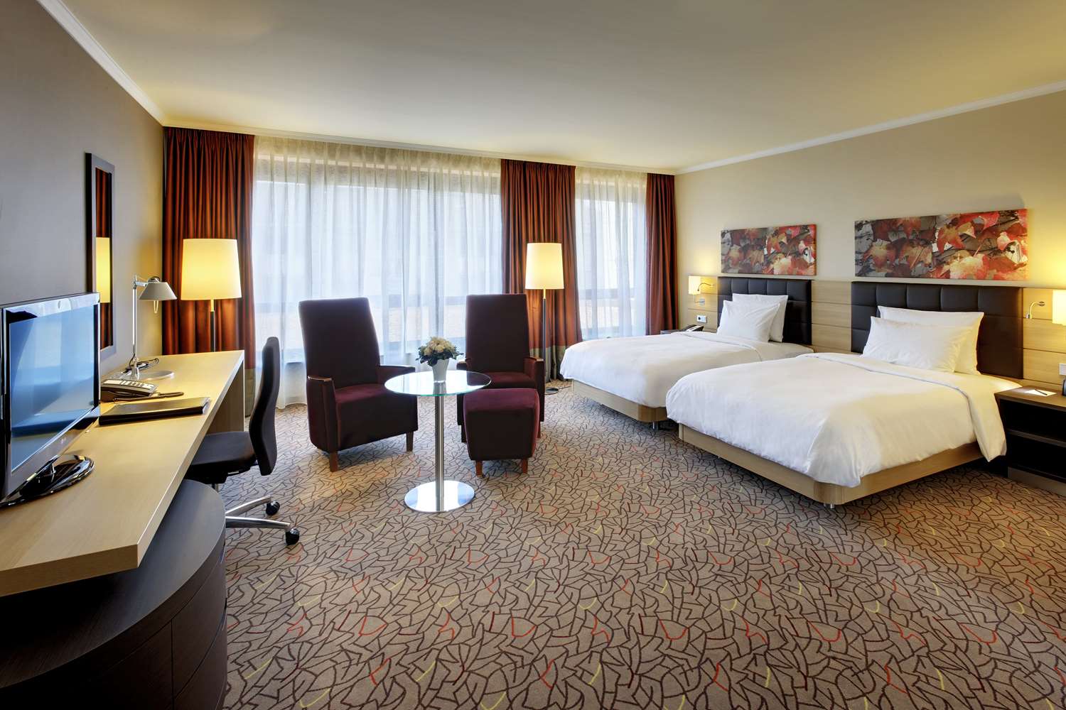 Superior, Twin Beds, City Wing