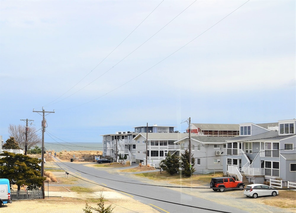Atlantic Oceanside Dewey Beach Resort 38/50