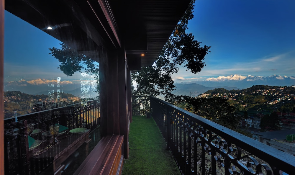 The West Gate Posada By Summit Darjeeling 44/50