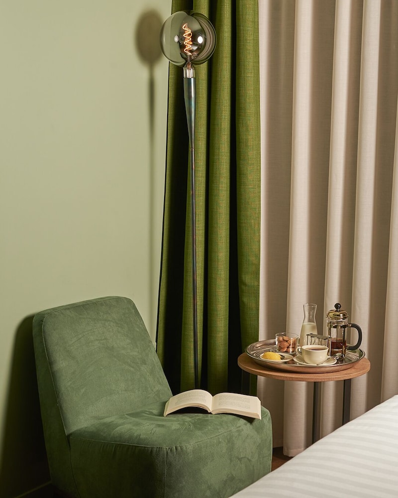 73 Boutique Hotel 26/43