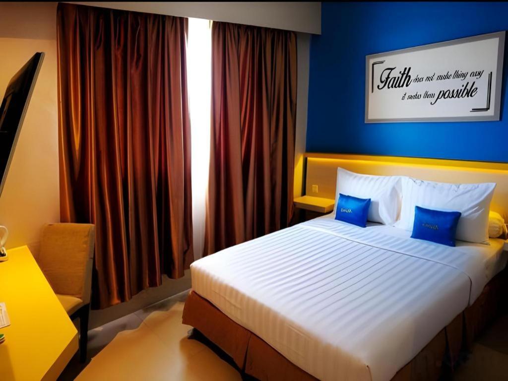 Zenith Hotel Kendari 10/43