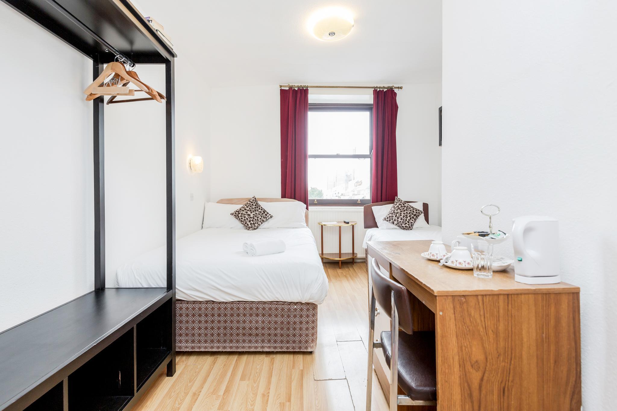 Russell Square Hotel 12/27