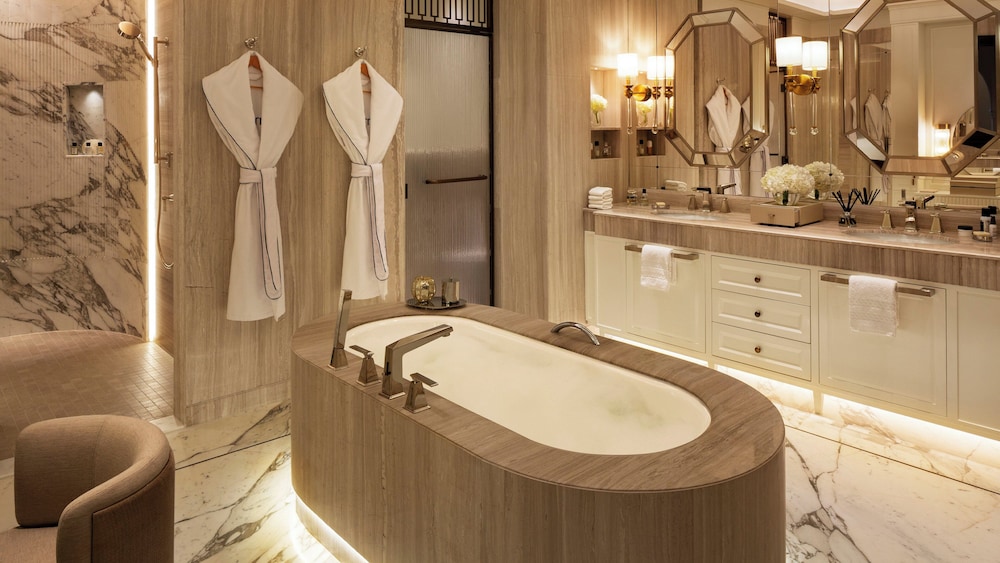 جناح ملكي بسريرين كينج بغرفتي نوم، Jumeirah Mina Al Salam Dubai 7/7