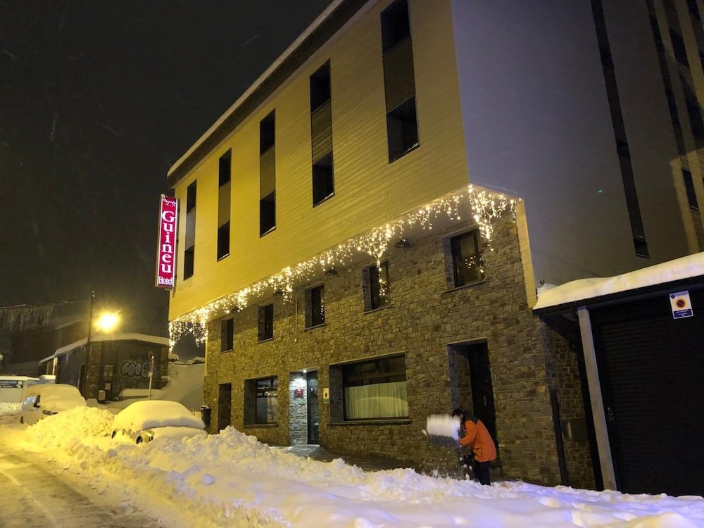 Hotel Guineu 5/54