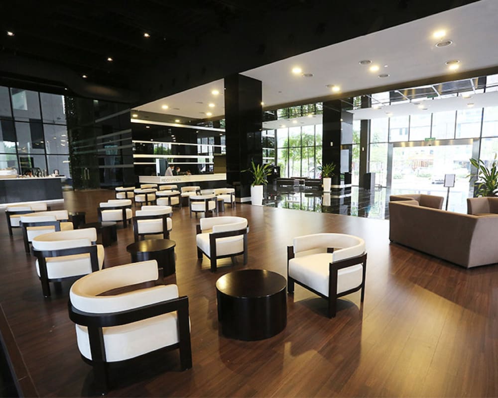 e.City Hotel at OneCity 29/43