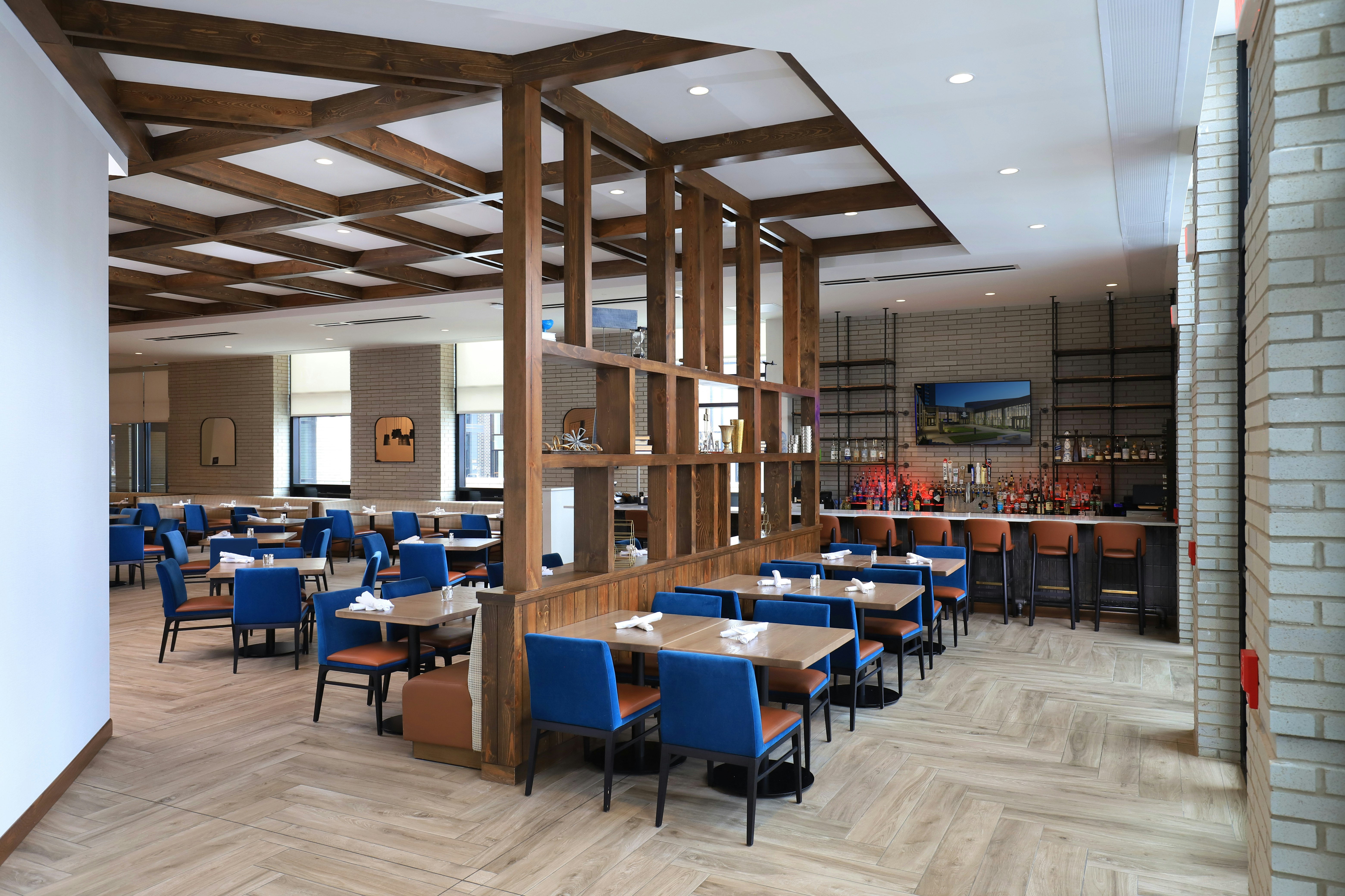 DoubleTree by Hilton Battle Creek 34/44