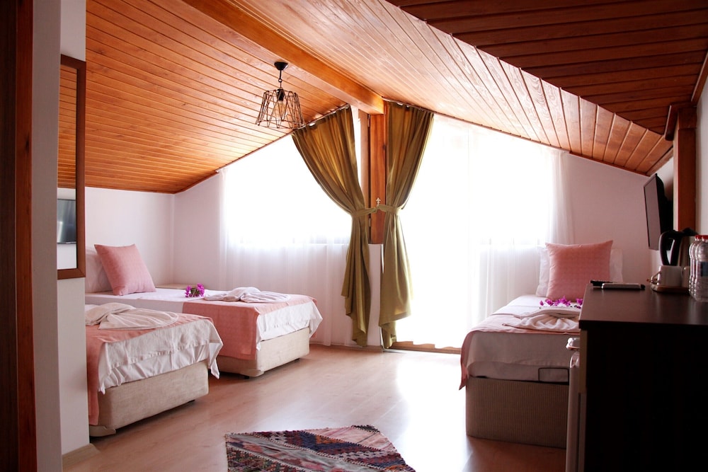 Limon Otel 18/36