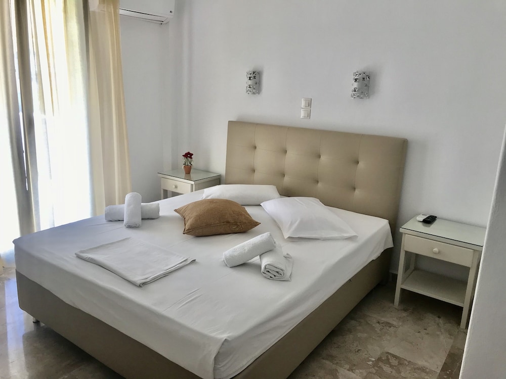 VASSILIKI ROOMS 9/29