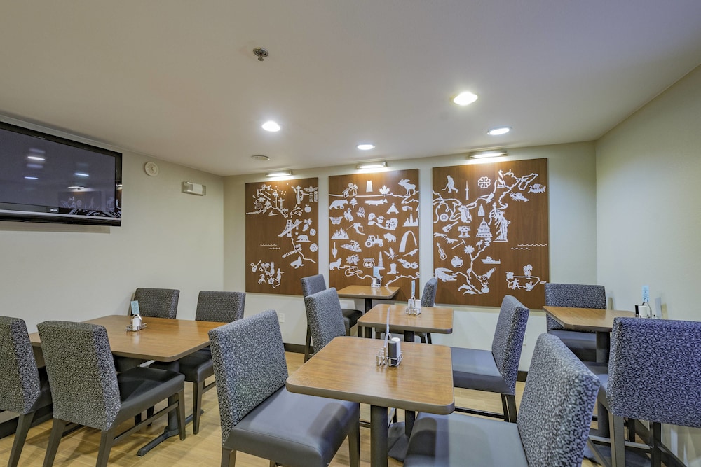 TownePlace Suites Cleveland Streetsboro 20/33