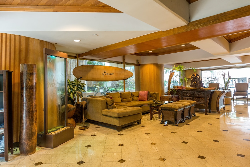 Castle Bamboo Waikiki 48/73