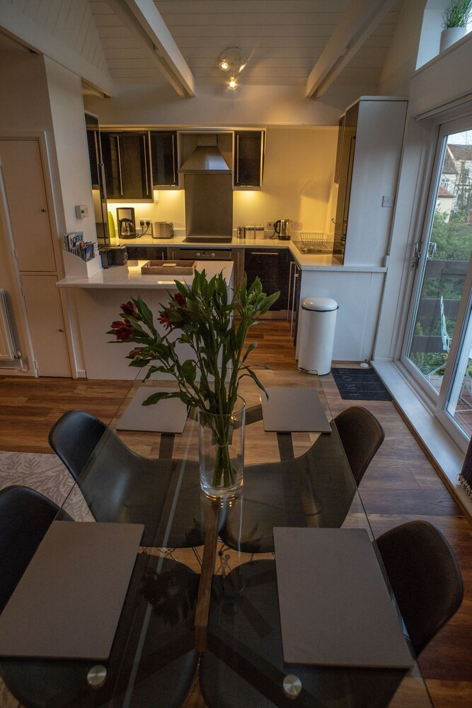 The Penthouse 11/18