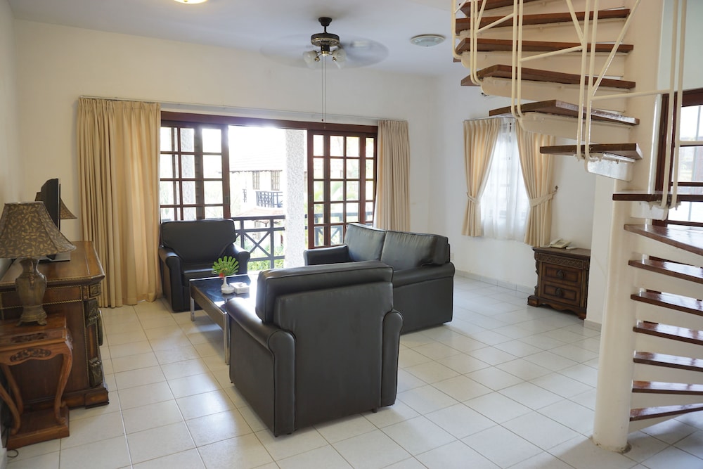Nongsa Point Marina Resort 38/72