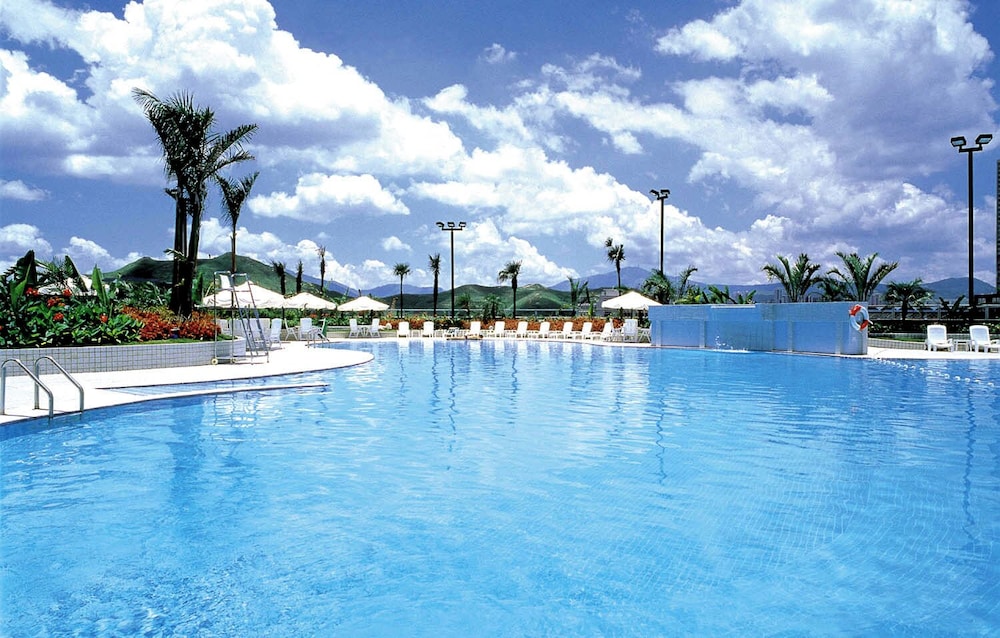 Harbour Plaza Resort City 58/62
